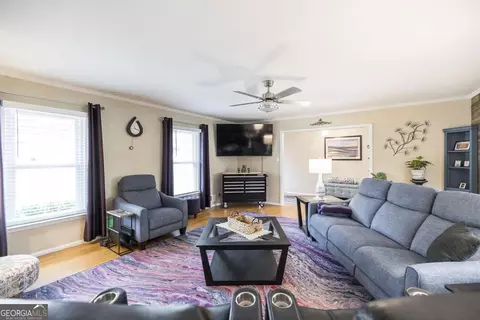 Living - 785 Downing St, Macon, GA 31204 photo 1 of 1