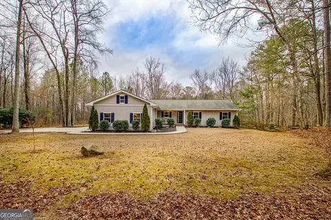 15 Glen Cannon Trl, Newnan, GA 30265