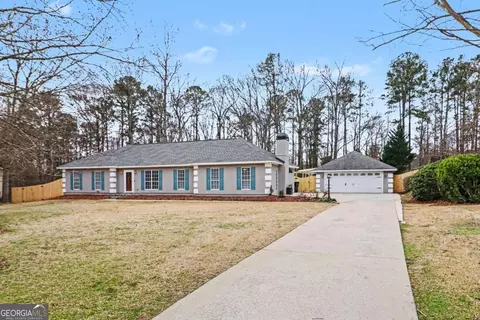 85 London Ln, Sharpsburg, GA 30277