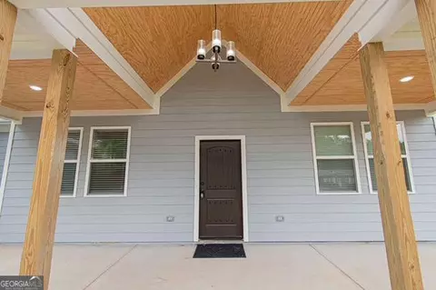 567 M L King Jr Dr, Jefferson, GA 30549