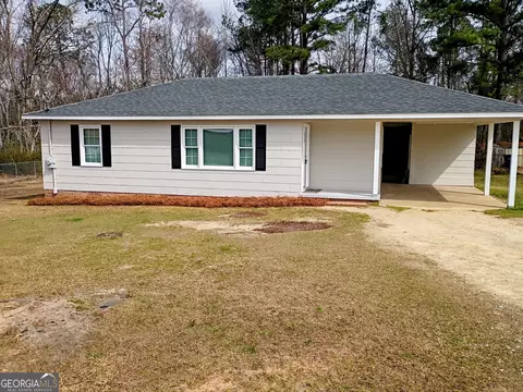 624 Thompson Rd, Swainsboro, GA 30401
