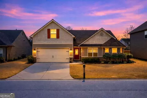 5570 Glenn Ivey Dr, Cumming, GA 30028