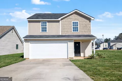 109 Sarah Ln, Lagrange, GA 30241