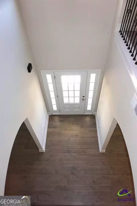 Entry Way - 121 Bluecoat Trl, Byron, GA 31008 photo 8 of 9