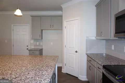 Kitchen - 121 Bluecoat Trl, Byron, GA 31008 photo 1 of 6