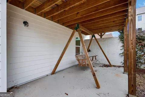 Exterior - 209 Grace Ct, Lagrange, GA 30241 photo 6 of 12