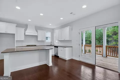 Kitchen - 209 Grace Ct, Lagrange, GA 30241 photo 1 of 5
