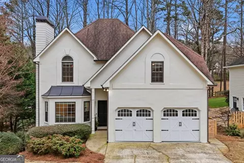 618 Wedgewood Dr, Woodstock, GA 30189