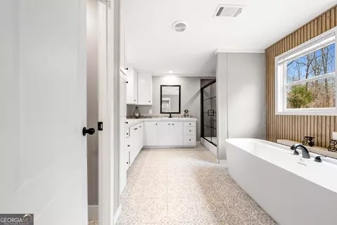 Entry Way - 487 Childers Rd, Colbert, GA 30628 photo 5 of 6