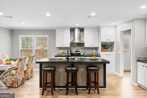 Kitchen - 487 Childers Rd, Colbert, GA 30628 photo 2 of 5