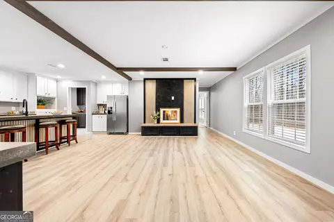 Living - 487 Childers Rd, Colbert, GA 30628 photo 1 of 1