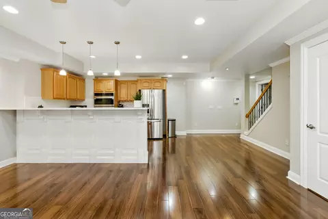 Living - 3925 Greenside Ct, Dacula, GA 30019 photo 4 of 7