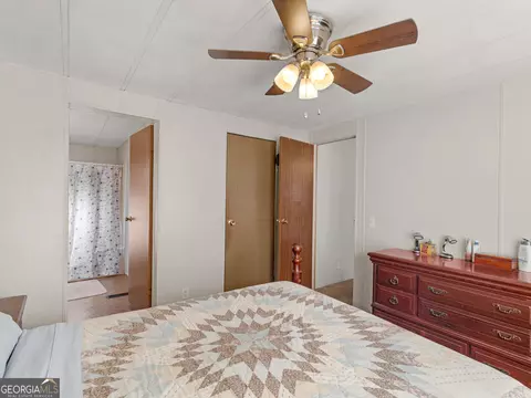 Bedroom - 4025 High Falls Rd, Jackson, GA 30233 photo 10 of 11