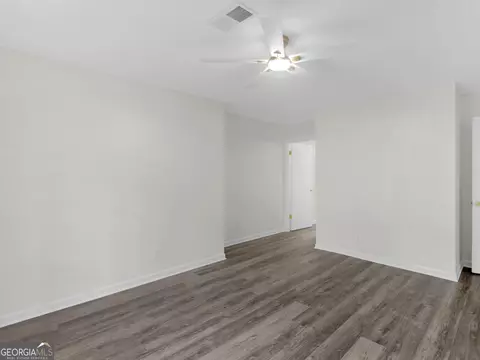 Living - 239 Farmbrook Pkwy, Stockbridge, GA 30281 photo 3 of 3