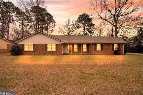 212 Lee Dr, Statesboro, GA 30461
