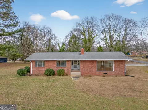 236 6th Ave, Winder, GA 30680