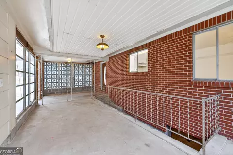 Exterior - 236 6th Ave, Winder, GA 30680 photo 5 of 8