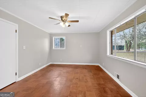 Living - 236 6th Ave, Winder, GA 30680 photo 8 of 8