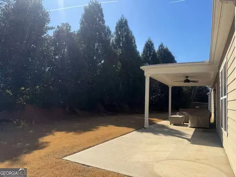 418 Spring View Dr, Woodstock, GA 30188