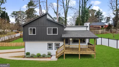 3074 Hidden Lake Dr, Duluth, GA 30096