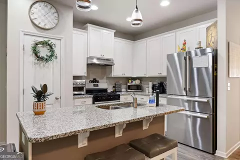 Kitchen - 255 Jefferson Ave, Canton, GA 30114 photo 2 of 4