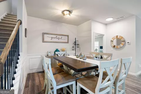 Dining - 255 Jefferson Ave, Canton, GA 30114 photo 1 of 2