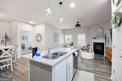 Kitchen - 255 Jefferson Ave, Canton, GA 30114 photo 4 of 4