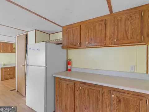 Kitchen - 245 Brooks Rd, Jackson, GA 30233 photo 3 of 3