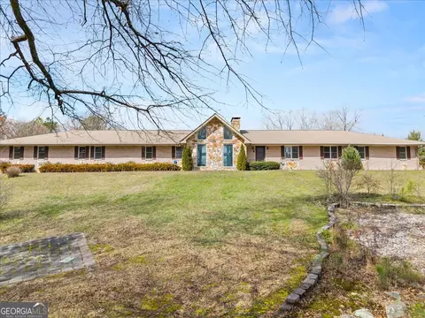589 Cooper Rd, Loganville, GA 30052