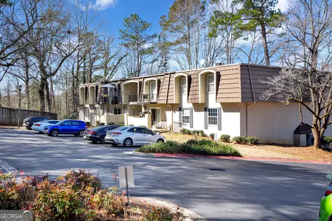 725 Dalrymple Rd #8-I, Atlanta, GA 30328