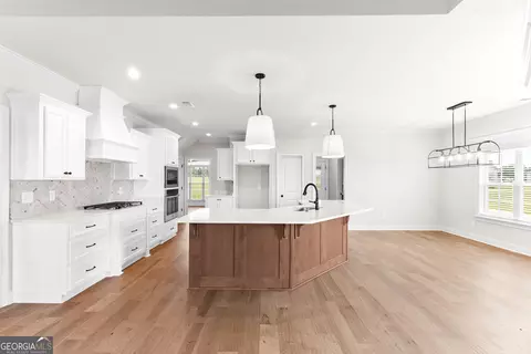 Kitchen - 119 Pridgen Pass, Perry, GA 31069 photo 1 of 7
