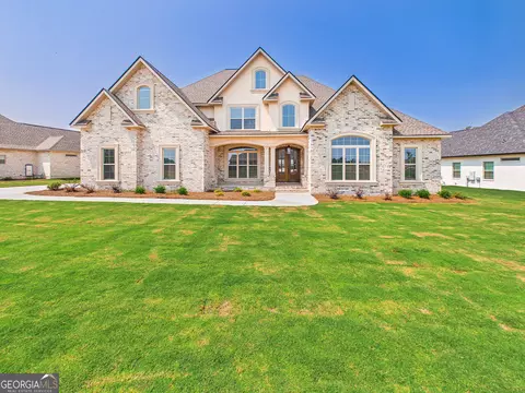 Exterior - 119 Pridgen Pass, Perry, GA 31069 photo 1 of 17