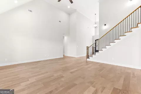 Living - 119 Pridgen Pass, Perry, GA 31069 photo 3 of 8