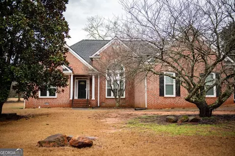 651 Chesterfield Rd, Bogart, GA 30622