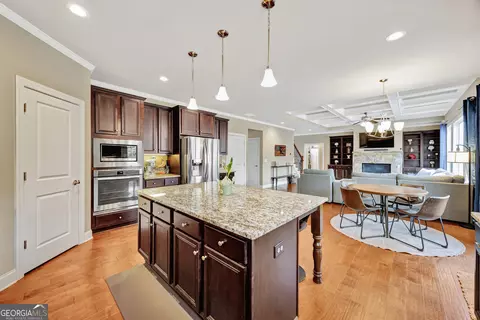 2096 Democracy Dr, Buford, GA 30519 photo 16