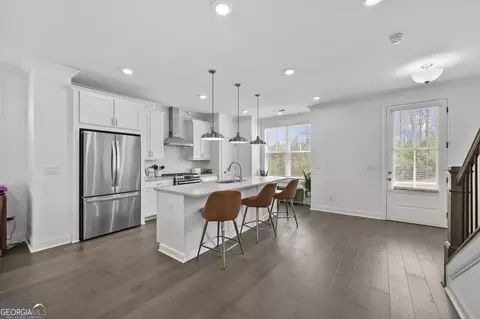 Kitchen - 765 Green Sapling Trl, Suwanee, GA 30024 photo 1 of 4