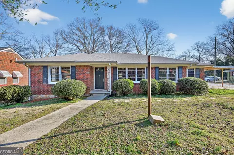 2586 Wiggins St, Lithonia, GA 30058