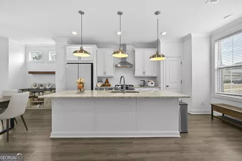 Kitchen - 3217 Bartee Walk, Suwanee, GA 30024 photo 2 of 3