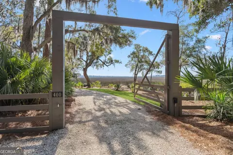 400 Stevens Rd, St. Simons, GA 31522