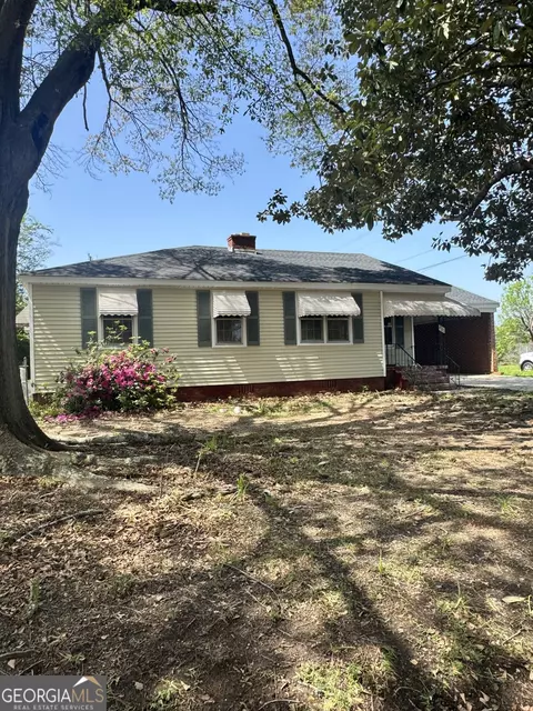 201 Meadowdale Dr, Warner Robins, GA 31088