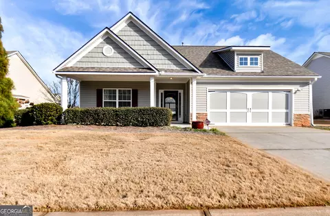 816 Ideal Pl, Winder, GA 30680