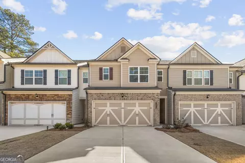 5619 Chickory Dr, Flowery Branch, GA 30542