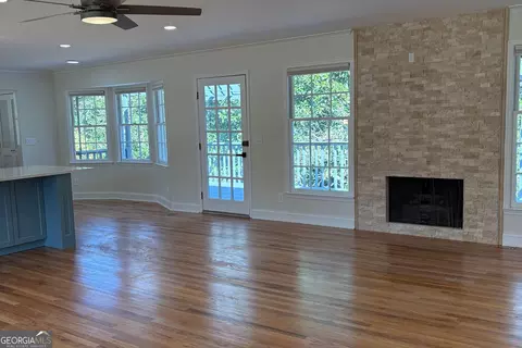 Living - 301 E Valley Dr, Marietta, GA 30068 photo 4 of 7