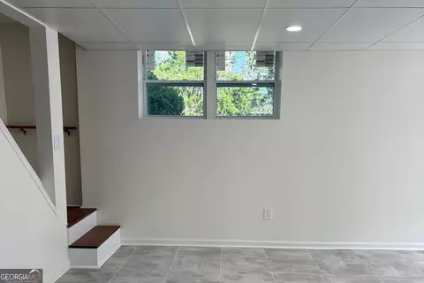 Living - 301 E Valley Dr, Marietta, GA 30068 photo 7 of 7