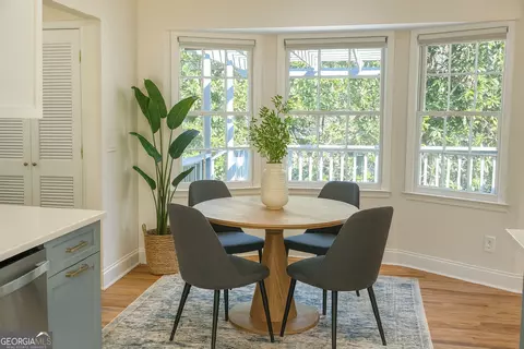 Dining - 301 E Valley Dr, Marietta, GA 30068 photo 1 of 1