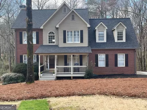 100 Spring Forest Trl, Sharpsburg, GA 30277