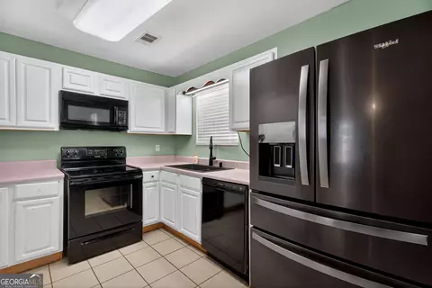 Kitchen - 109 Garfield St, Lagrange, GA 30240 photo 1 of 2