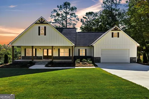 271 Thomas Rd, Dallas, GA 30132