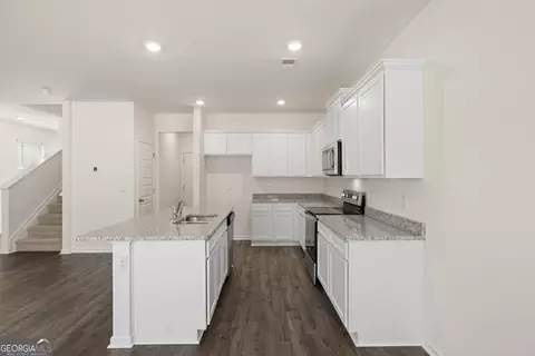 Kitchen - 11924 Aukerman Way, Hampton, GA 30228 photo 1 of 2