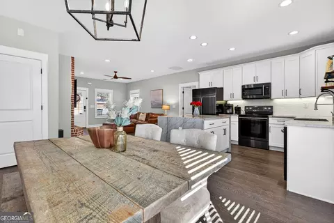 Dining - 2764 Boxankle Rd, Forsyth, GA 31029 photo 2 of 4